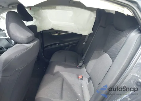 2025 Toyota Camry Le z USA, uszkodzony, nr VIN 4T1DAACK6SU586504